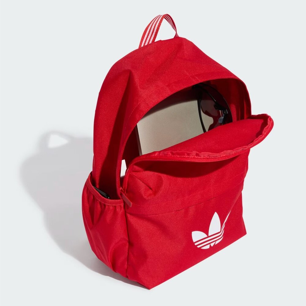 NEW w/TAGS: Adidas Adicolor Classic Backpack - Picture 5 of 5